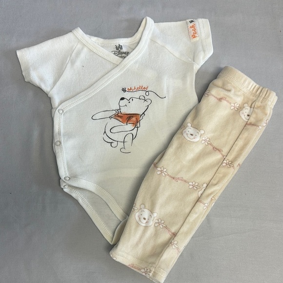 Disney - Winnie the Pooh - 2 piece set. - Picture 1 of 6